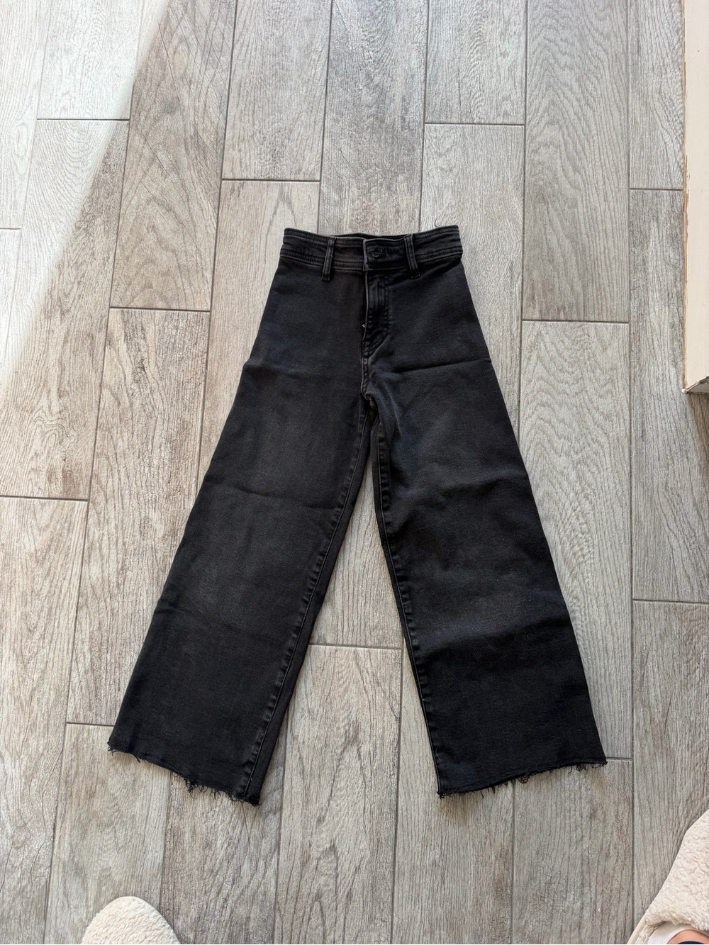 Zara girls Marine Black High-Rise Jeans size 10